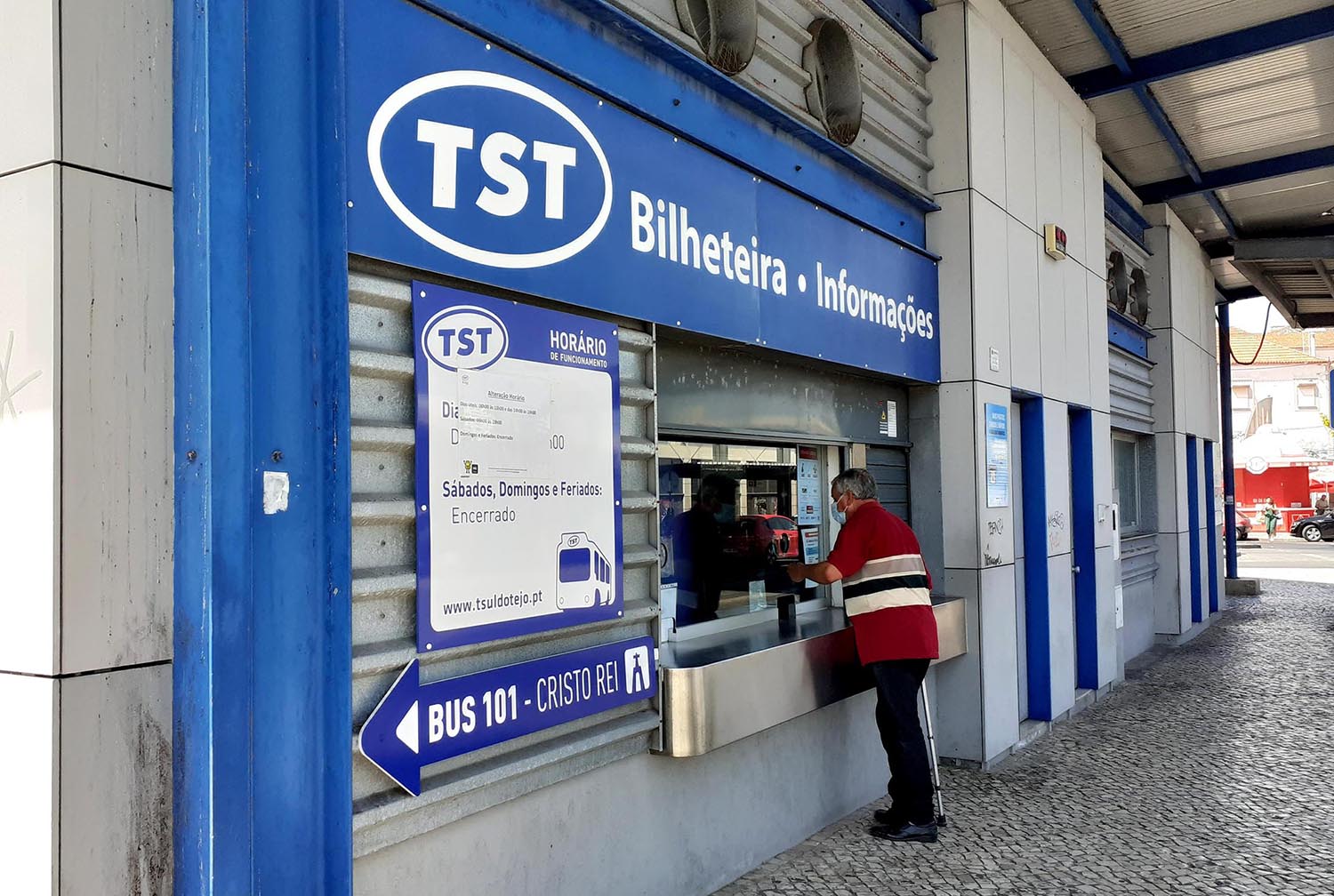 tst-terminal