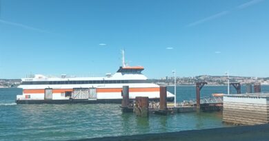 almadense-ferry