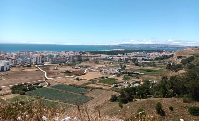 costa-caparica-panorama